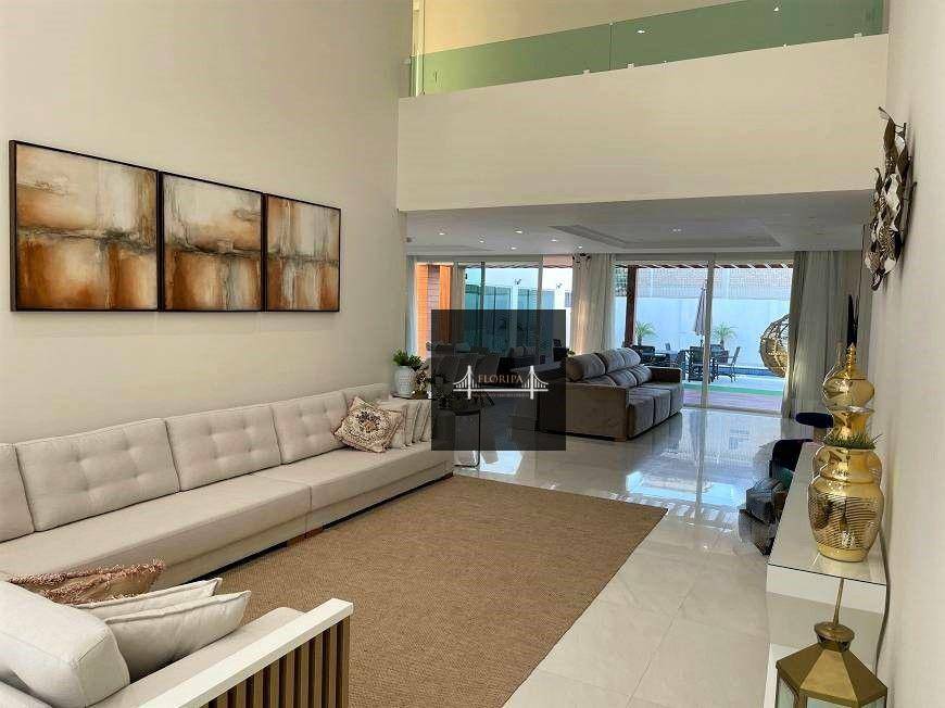 Casa à venda com 6 quartos, 344m² - Foto 14