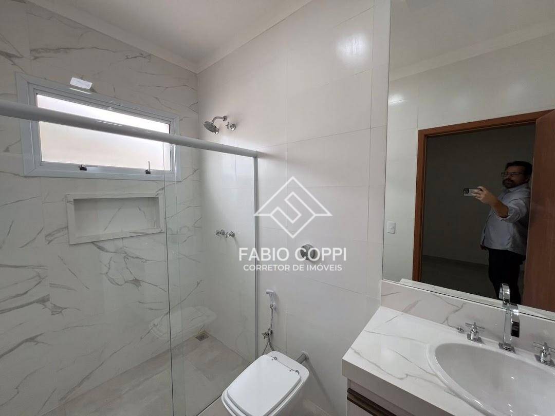 Casa de Condomínio à venda com 3 quartos, 236m² - Foto 11