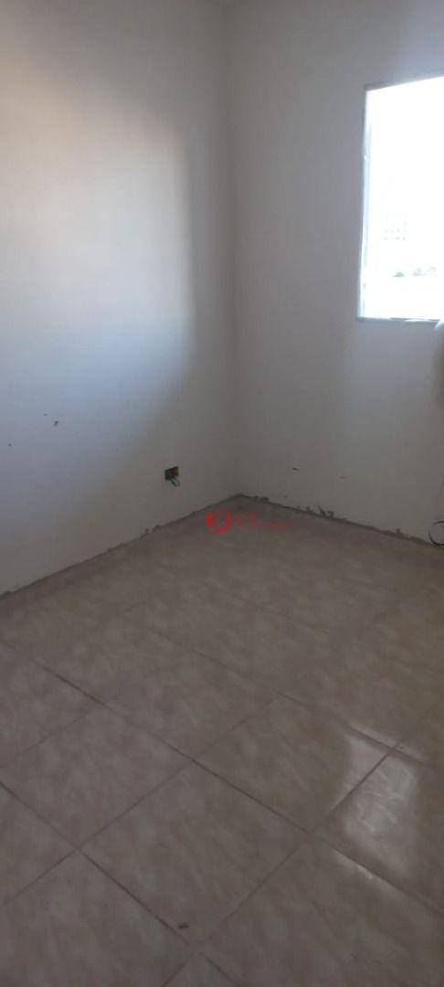 Apartamento à venda com 2 quartos, 40m² - Foto 10