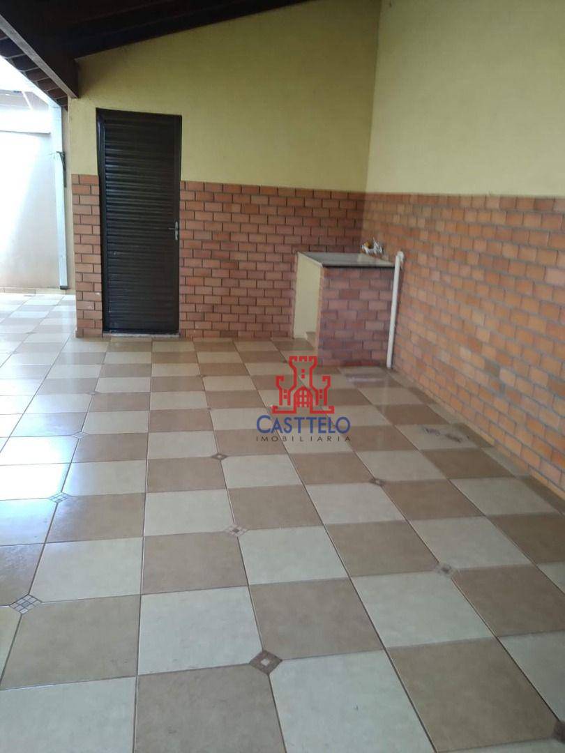 Casa à venda com 3 quartos, 250M2 - Foto 15