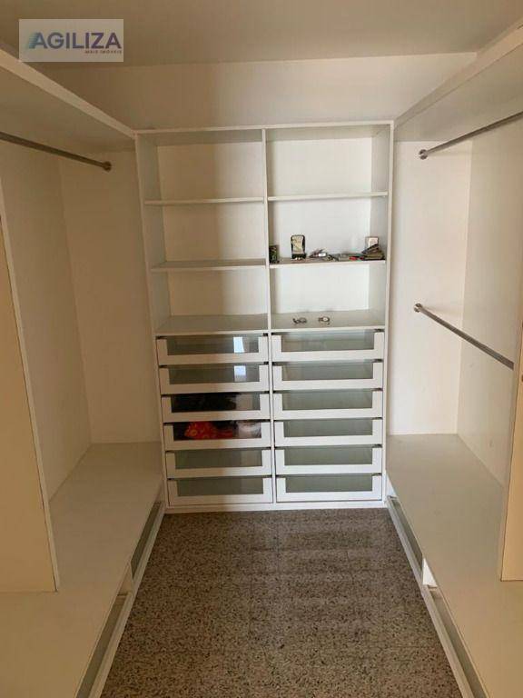 Apartamento para alugar com 3 quartos, 340m² - Foto 11