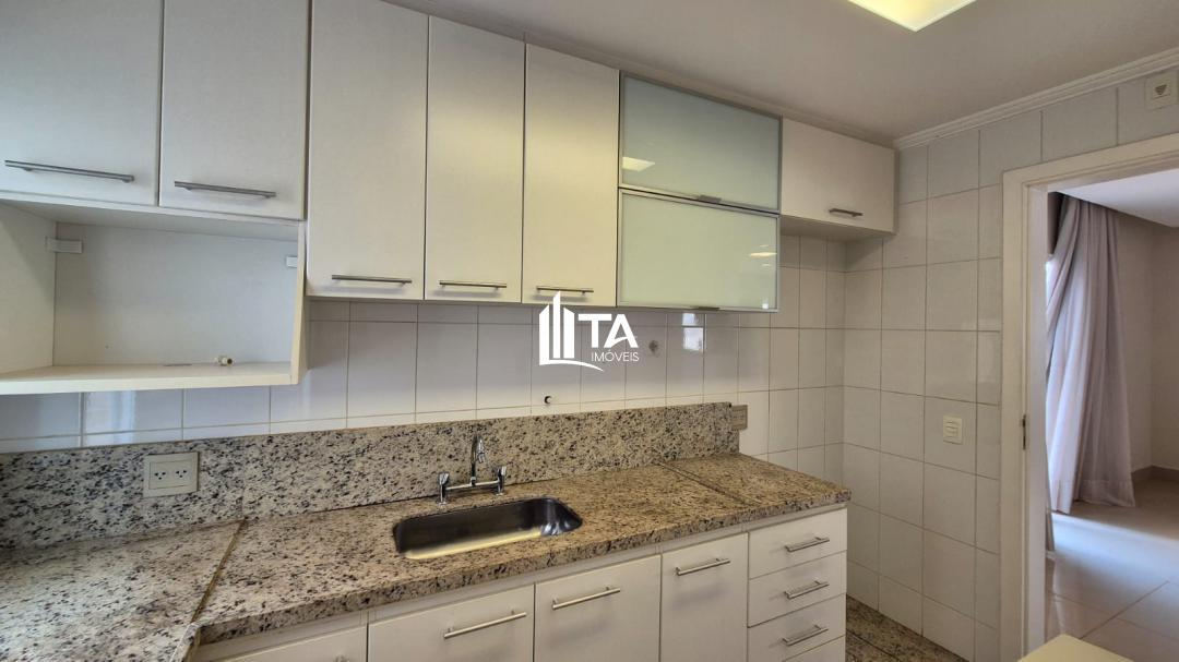 Apartamento à venda com 3 quartos, 136m² - Foto 14