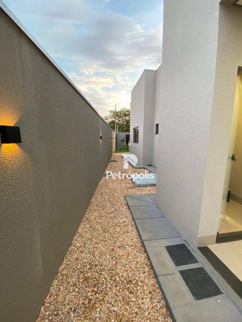 Casa à venda com 3 quartos, 134m² - Foto 14