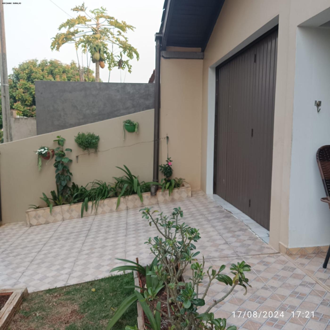 Casa à venda com 4 quartos, 145m² - Foto 3