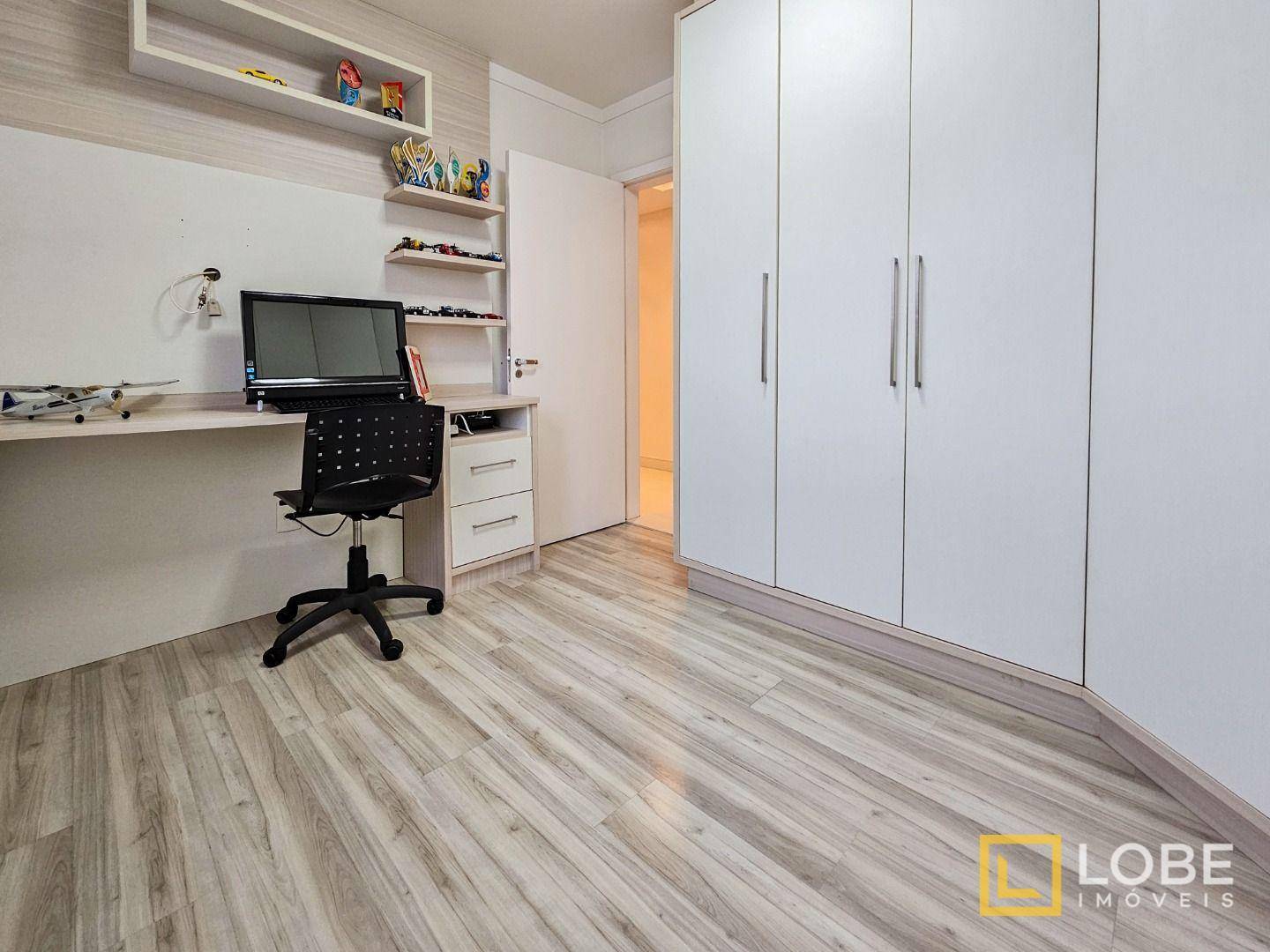 Apartamento à venda com 3 quartos, 117m² - Foto 22