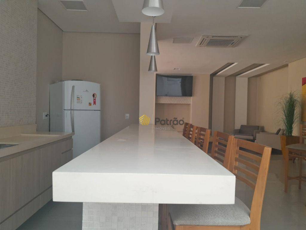 Apartamento à venda com 2 quartos, 173m² - Foto 2