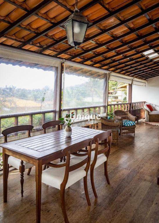 Casa de Condomínio à venda com 4 quartos, 204m² - Foto 4