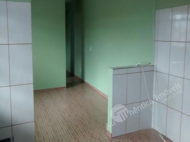 Casa para alugar com 2 quartos, 70m² - Foto 18