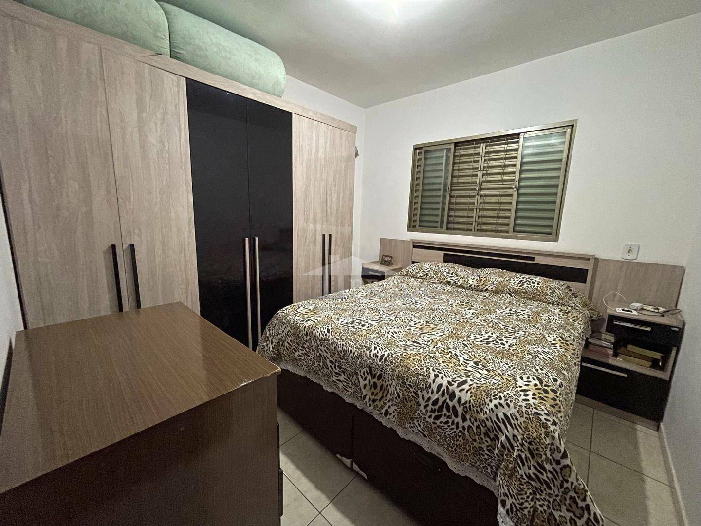 Casa à venda com 3 quartos, 92m² - Foto 14