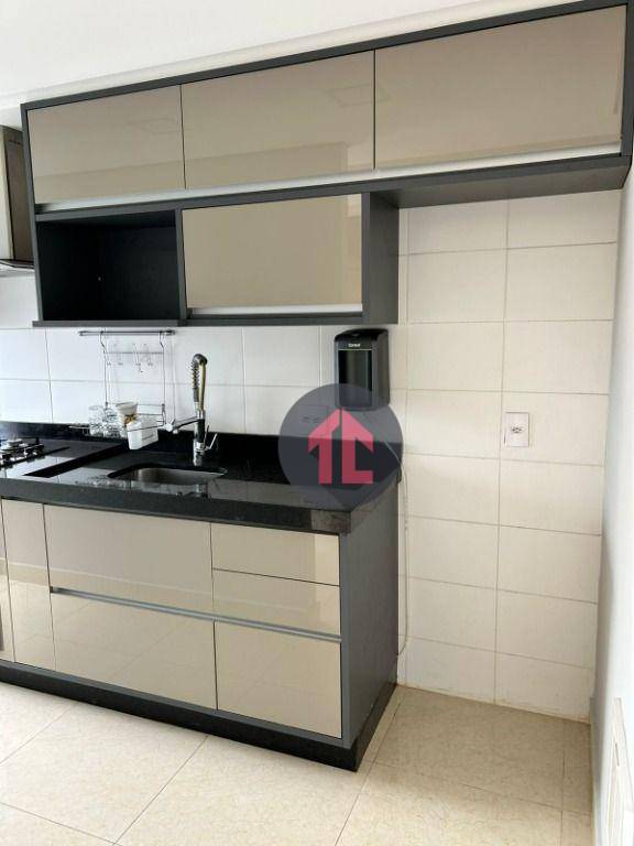 Apartamento à venda com 2 quartos, 60m² - Foto 8