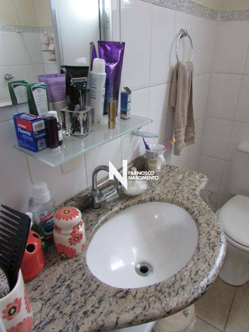 Sobrado à venda com 4 quartos, 380m² - Foto 15