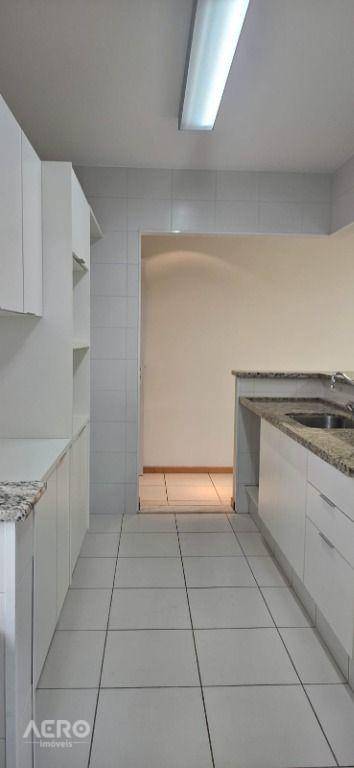 Apartamento à venda e aluguel com 3 quartos, 131m² - Foto 6