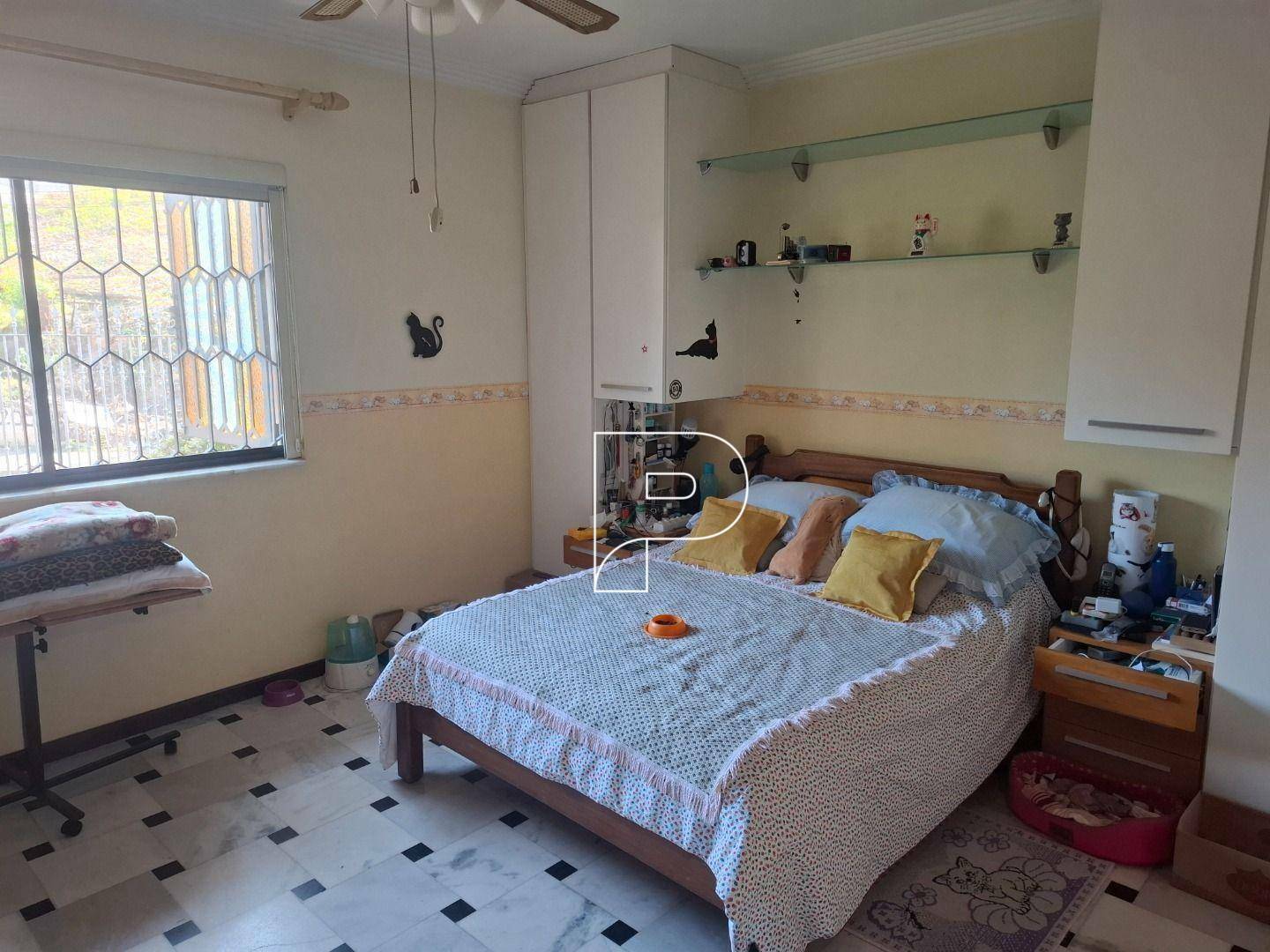 Casa à venda com 4 quartos, 700m² - Foto 47