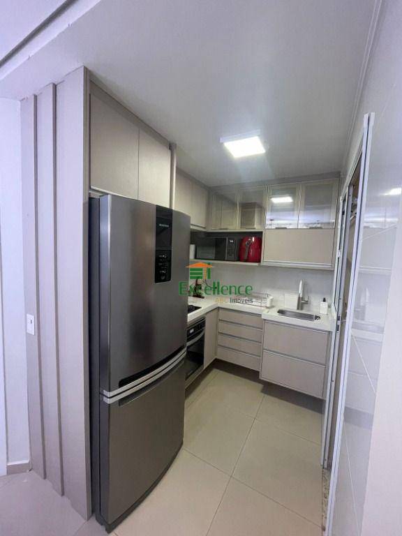 Apartamento à venda com 2 quartos, 40m² - Foto 5