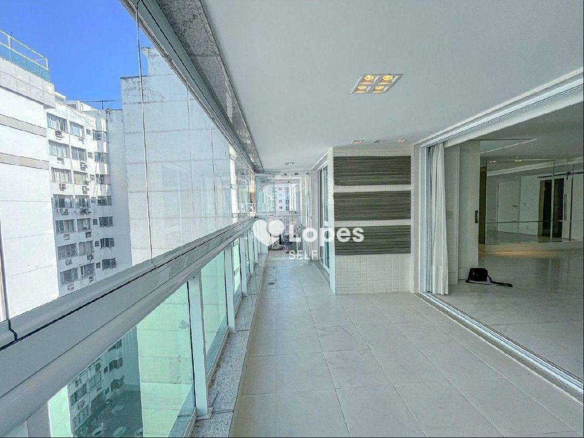 Apartamento à venda com 4 quartos, 158m² - Foto 4