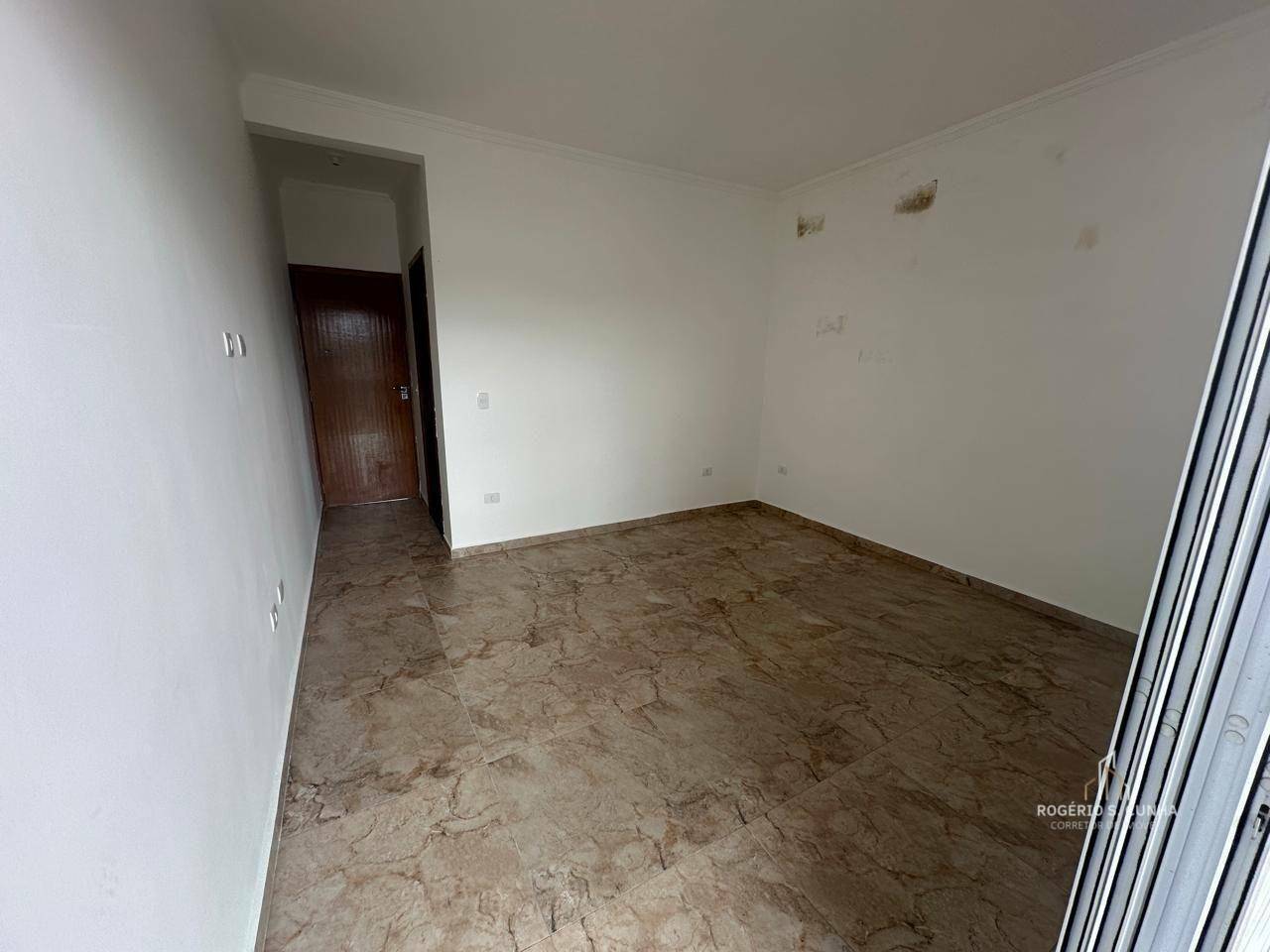 Casa à venda com 3 quartos, 140m² - Foto 1