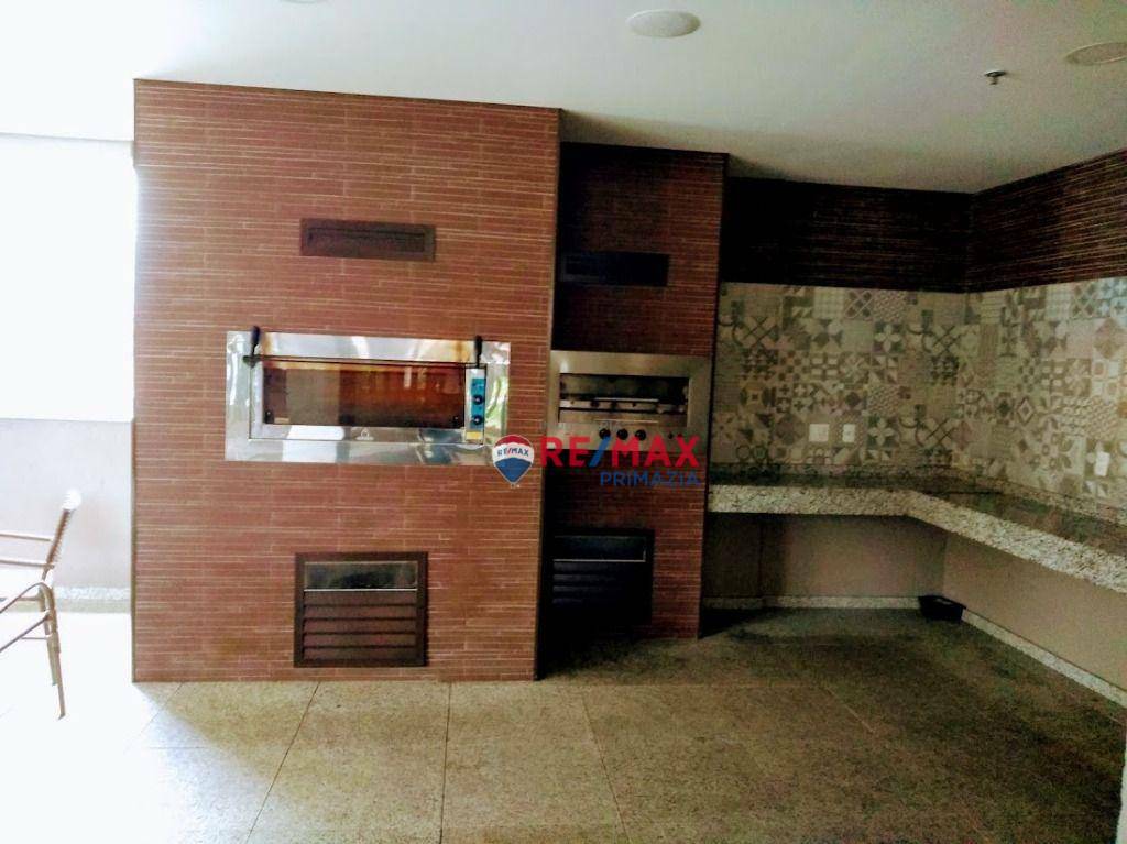 Apartamento à venda com 1 quarto, 45m² - Foto 12