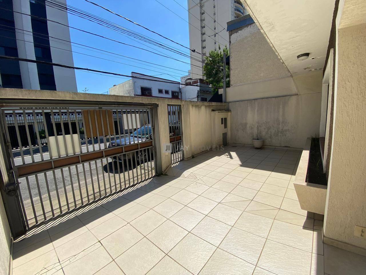 Sobrado à venda e aluguel com 3 quartos, 168m² - Foto 2