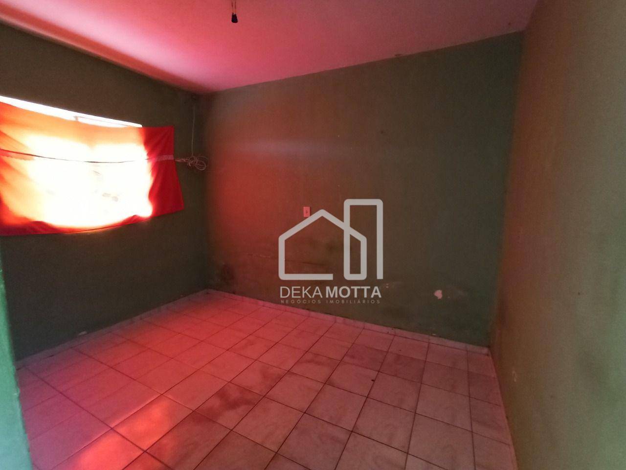 Casa à venda com 1 quarto, 360m² - Foto 2