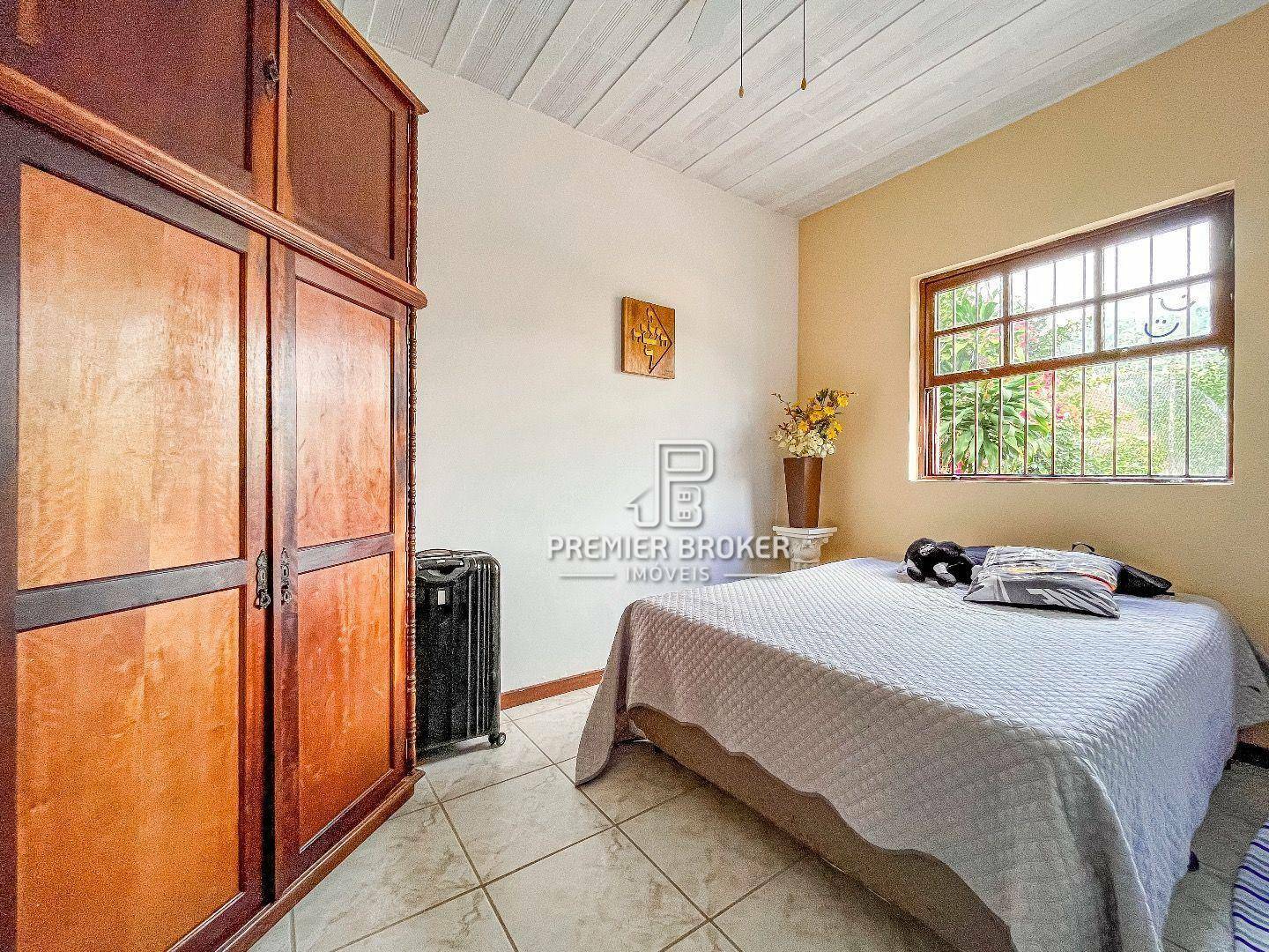 Casa à venda com 3 quartos, 110m² - Foto 8