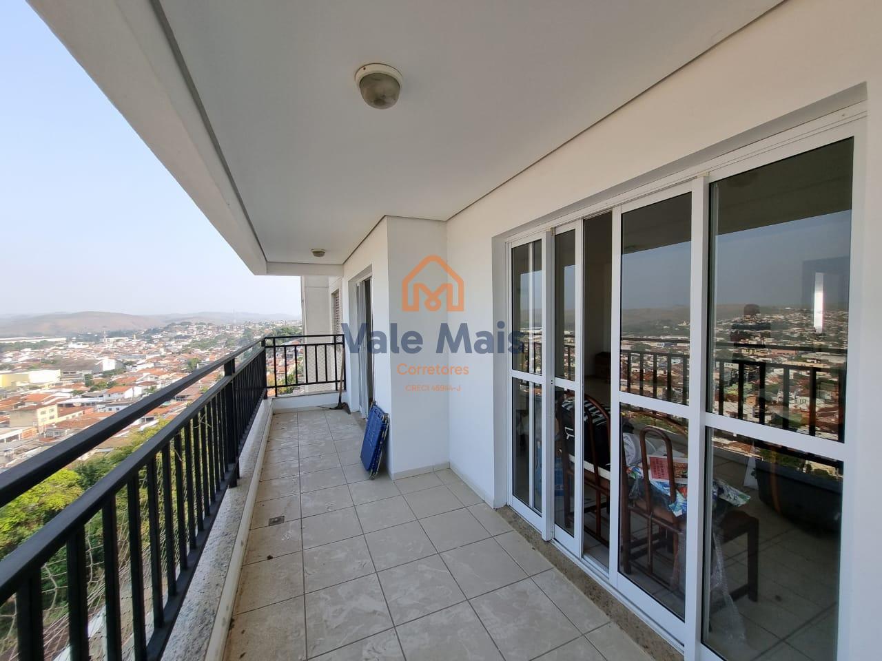 Apartamento à venda com 3 quartos, 159m² - Foto 1