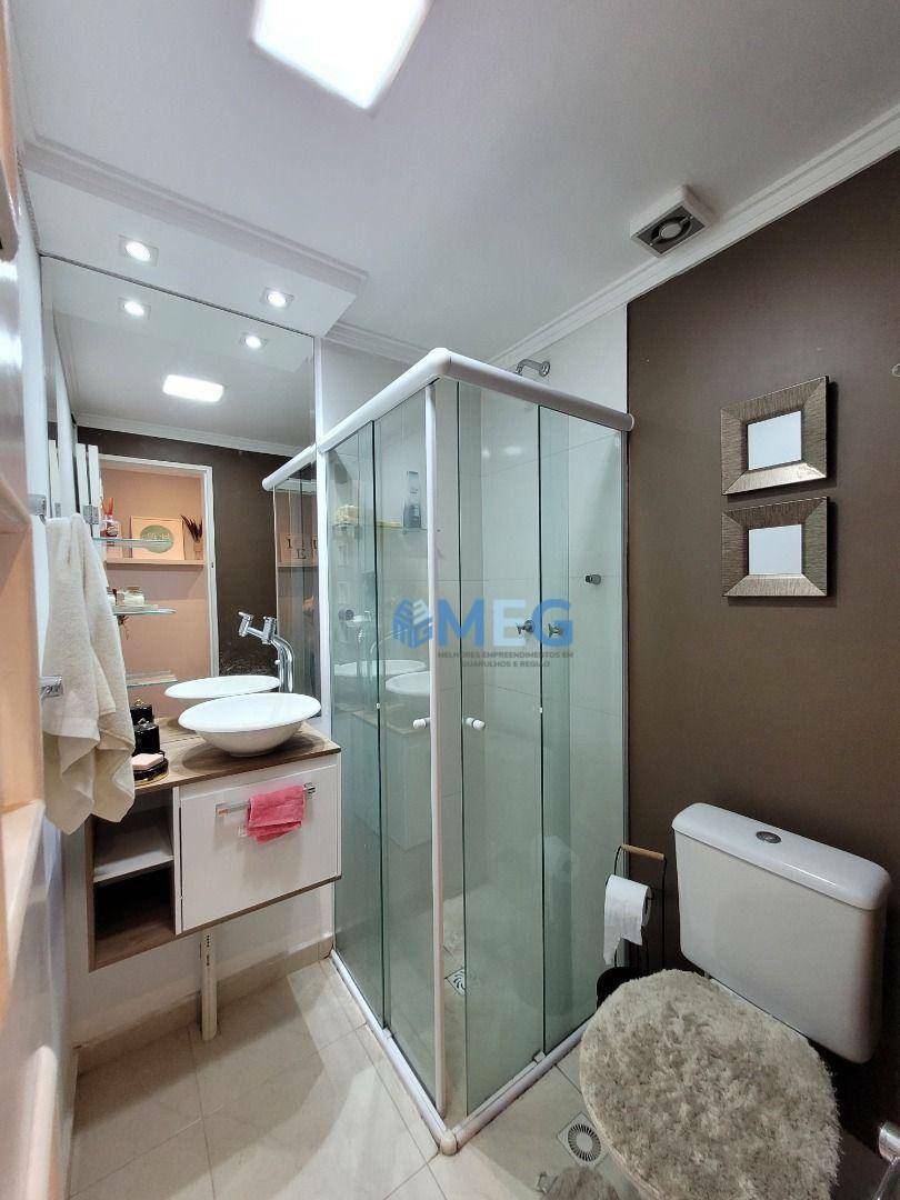 Apartamento para alugar com 3 quartos, 64m² - Foto 15