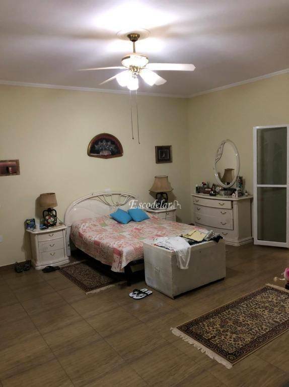 Chácara à venda com 5 quartos, 600m² - Foto 14