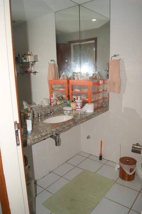 Apartamento à venda com 4 quartos, 151m² - Foto 16