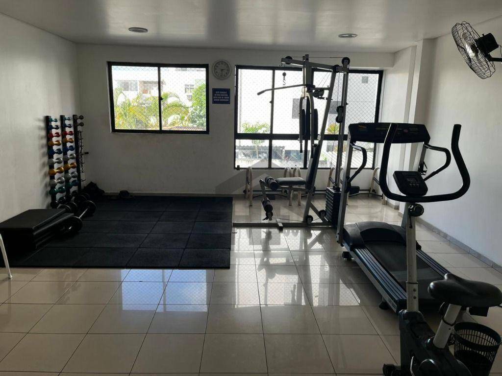 Apartamento para alugar com 3 quartos, 75m² - Foto 18