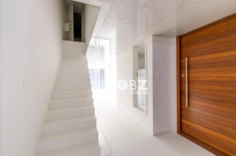 Casa de Condomínio à venda com 4 quartos, 483m² - Foto 13