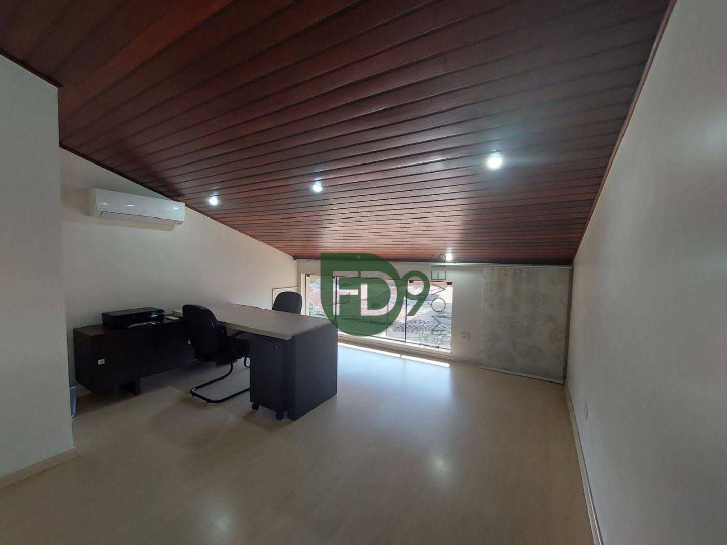 Casa à venda com 3 quartos, 267m² - Foto 30