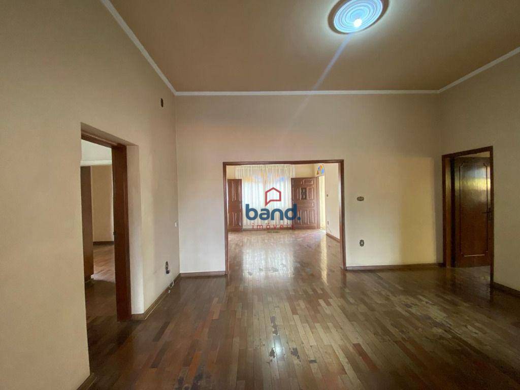 Casa à venda com 3 quartos, 298m² - Foto 8