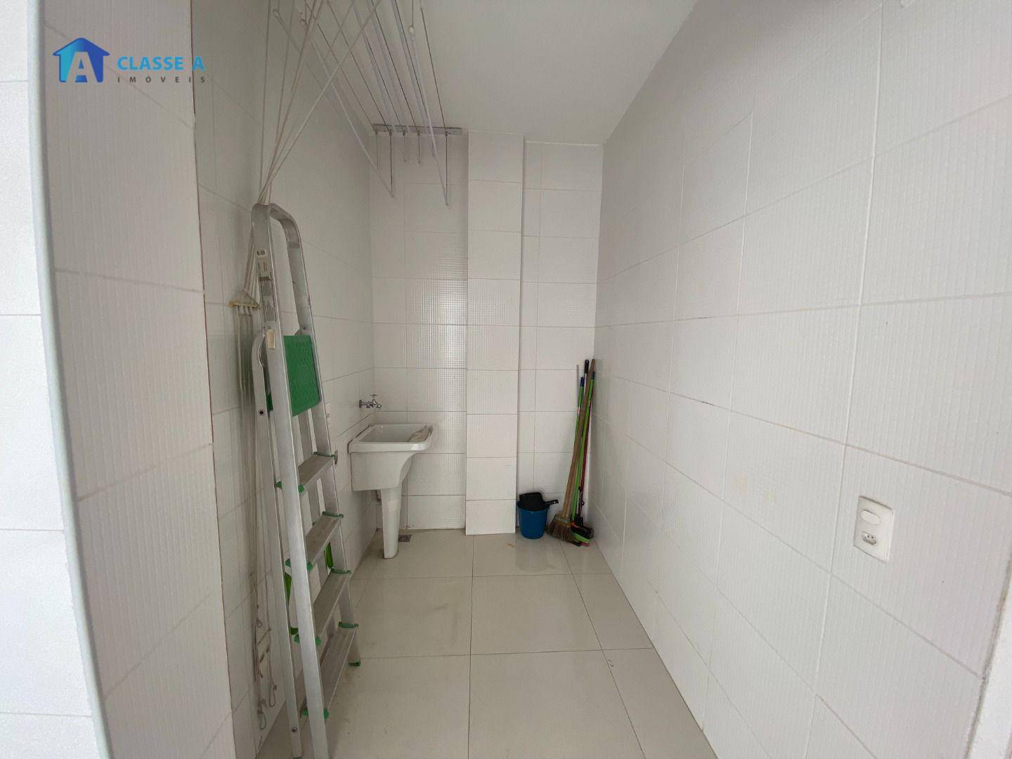 Apartamento à venda com 4 quartos, 140m² - Foto 6