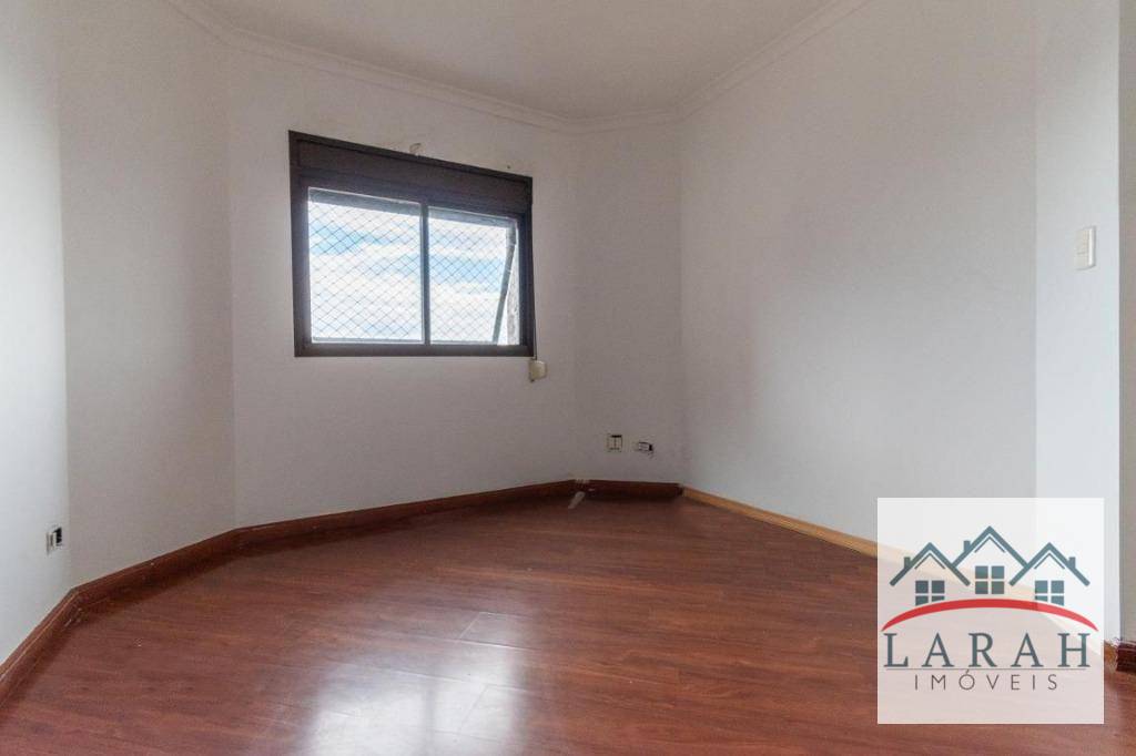 Apartamento para alugar com 4 quartos, 342m² - Foto 18