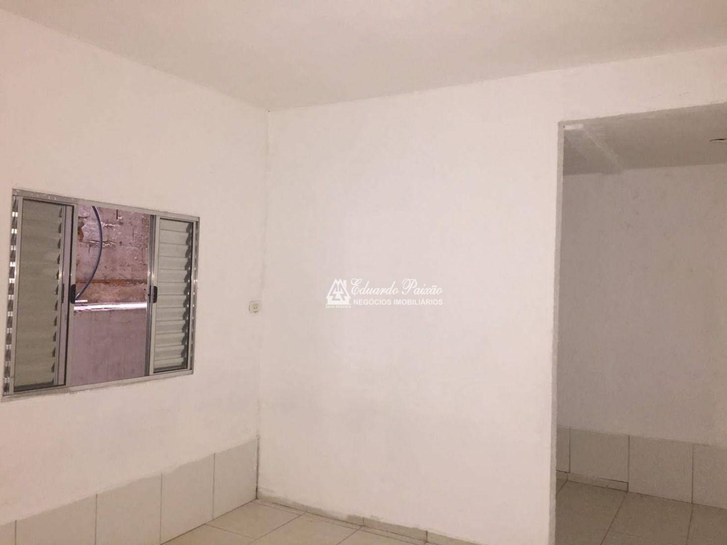 Sobrado à venda com 5 quartos, 210m² - Foto 1