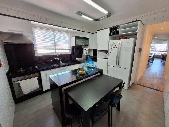 Apartamento à venda com 3 quartos, 112m² - Foto 1