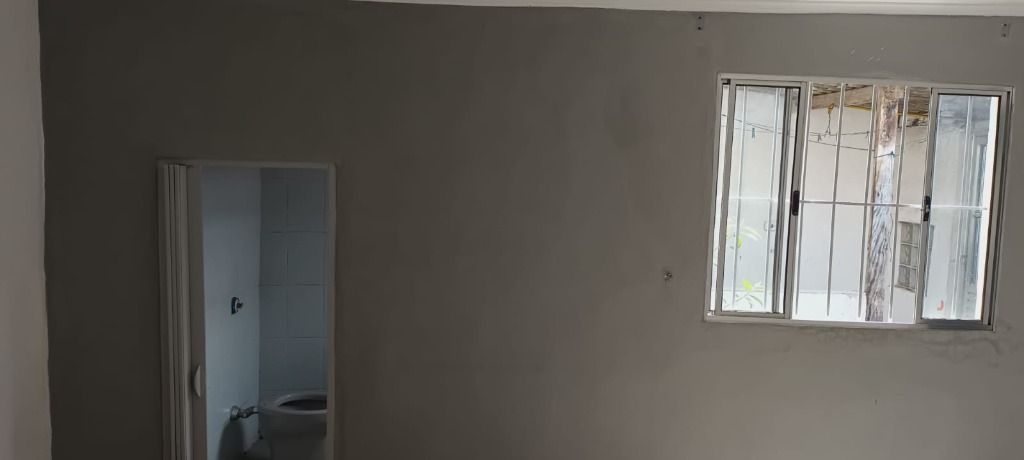 Casa à venda com 1 quarto, 50m² - Foto 18