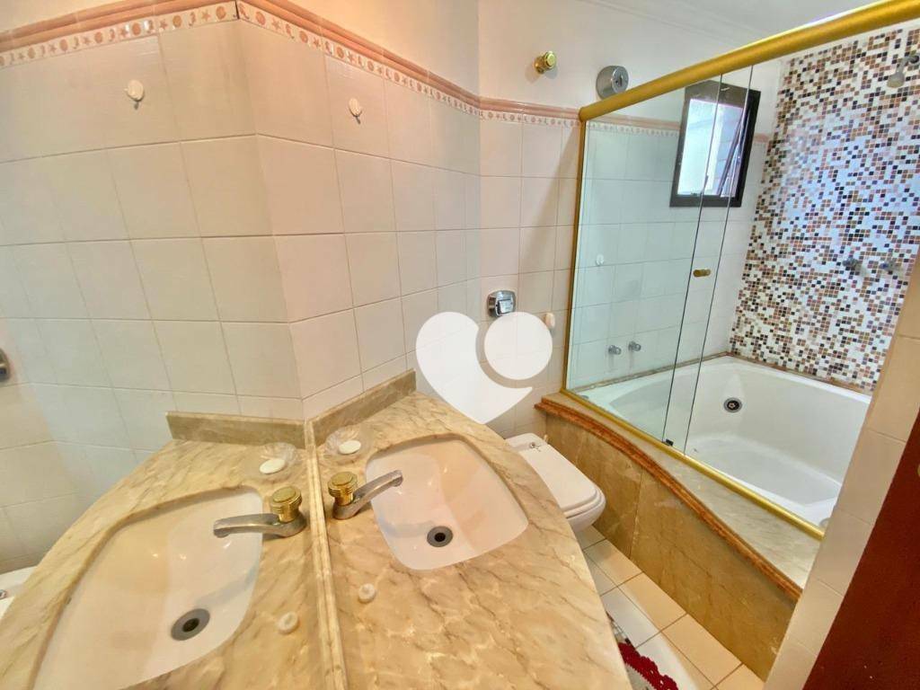 Apartamento à venda com 4 quartos, 180m² - Foto 10