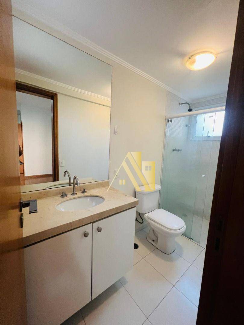 Apartamento à venda com 3 quartos, 140m² - Foto 3