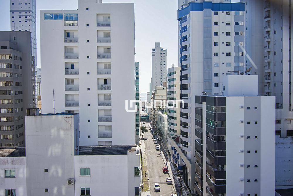 Apartamento à venda com 2 quartos, 139m² - Foto 25