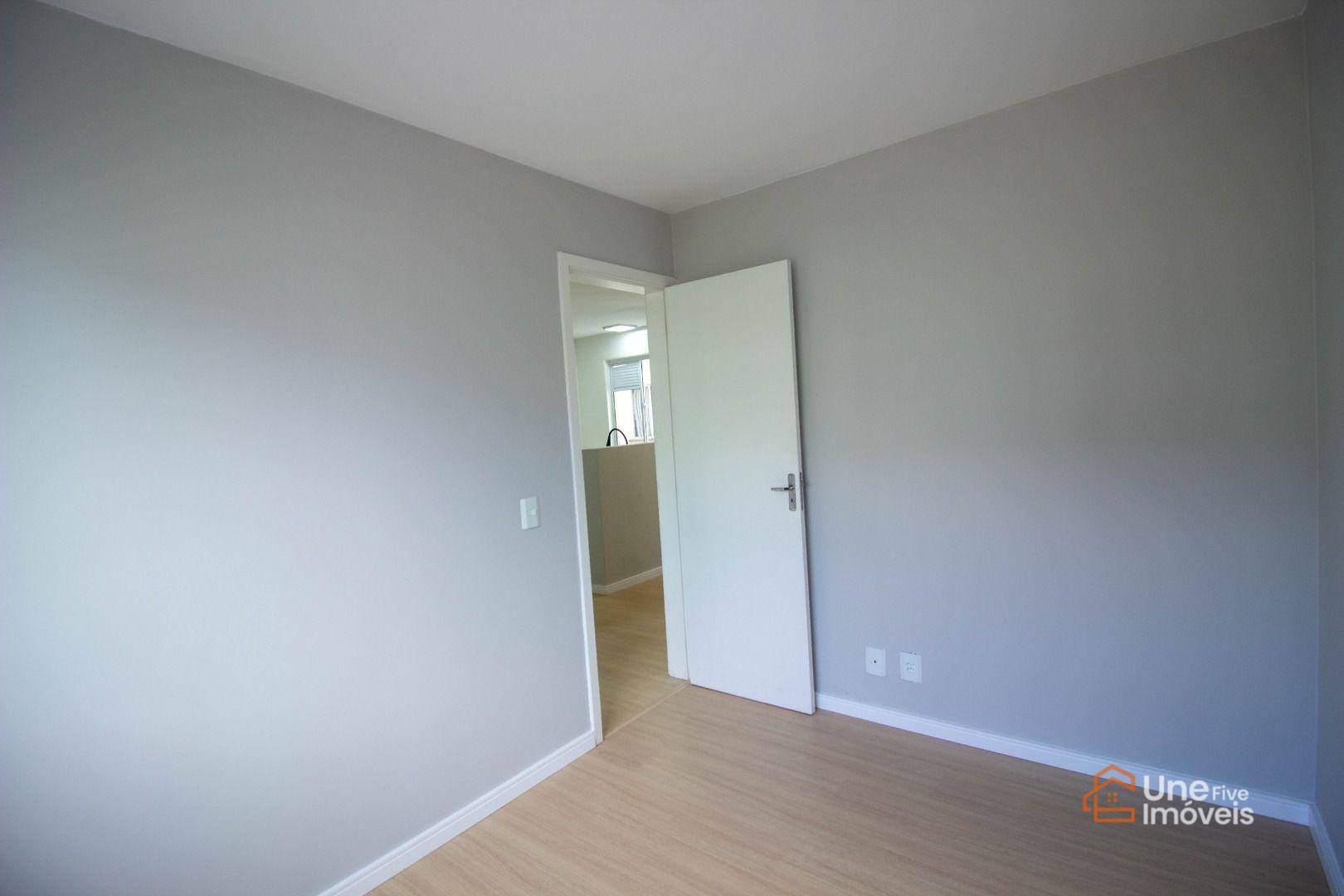 Apartamento à venda com 2 quartos, 40m² - Foto 10