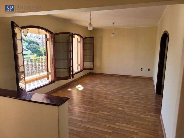 Casa à venda com 6 quartos, 297m² - Foto 9