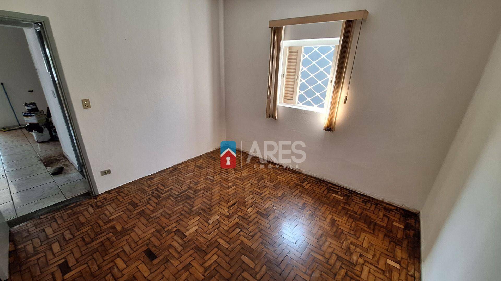 Casa para alugar com 2 quartos, 80m² - Foto 14