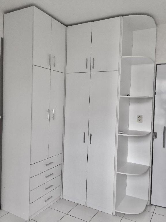 Apartamento à venda com 2 quartos, 60m² - Foto 10