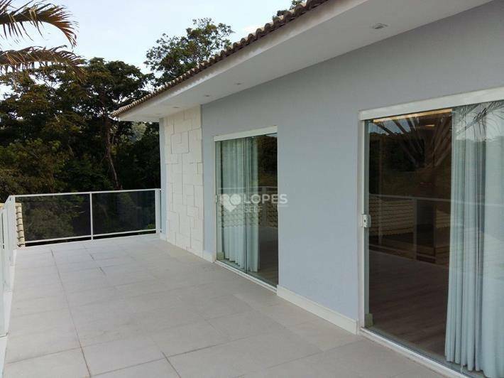 Casa de Condomínio à venda com 4 quartos, 400m² - Foto 14