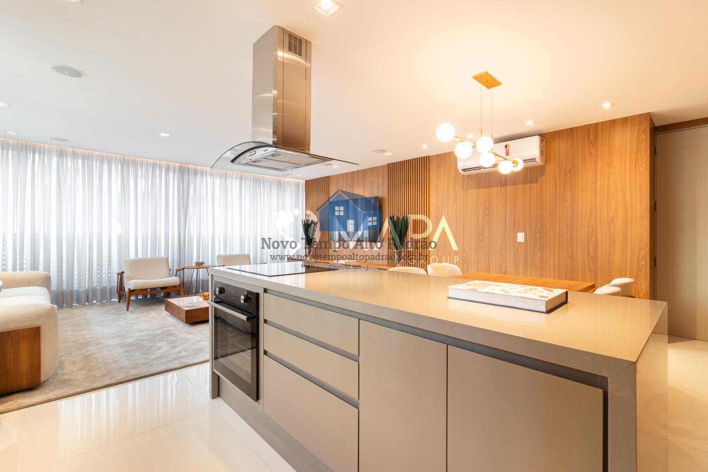 Sobrado à venda com 2 quartos, 250m² - Foto 4