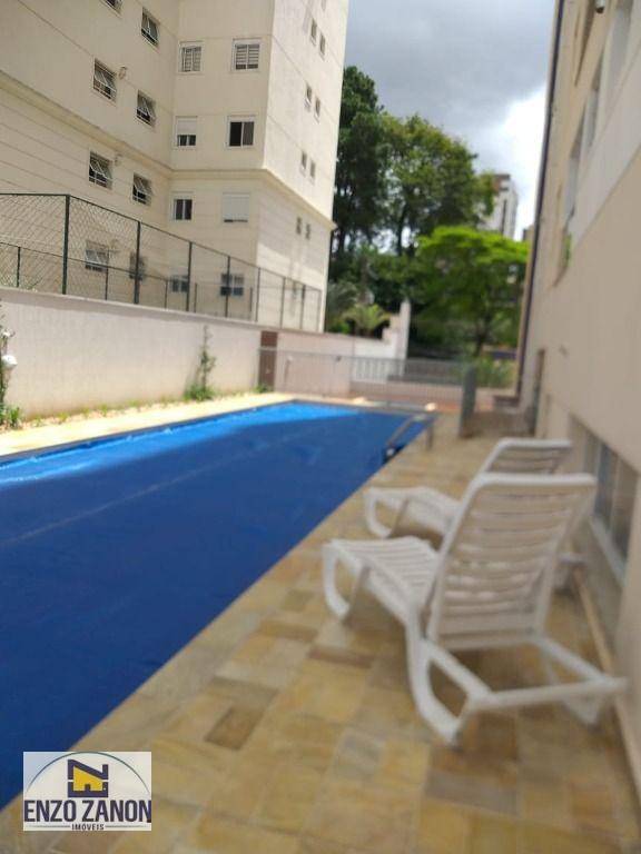 Apartamento à venda com 2 quartos, 70m² - Foto 12