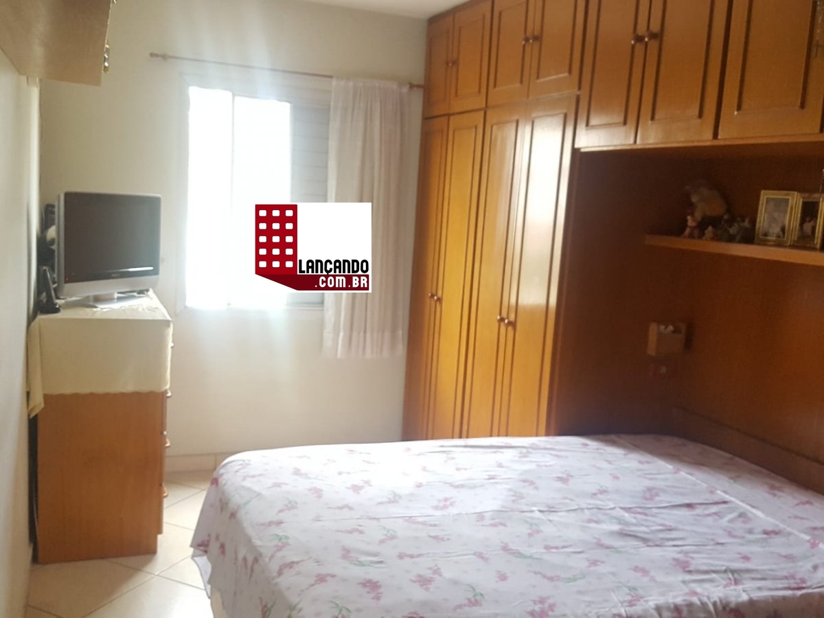 Apartamento à venda com 2 quartos, 85m² - Foto 12