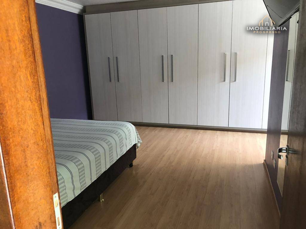 Casa à venda com 3 quartos, 244m² - Foto 20