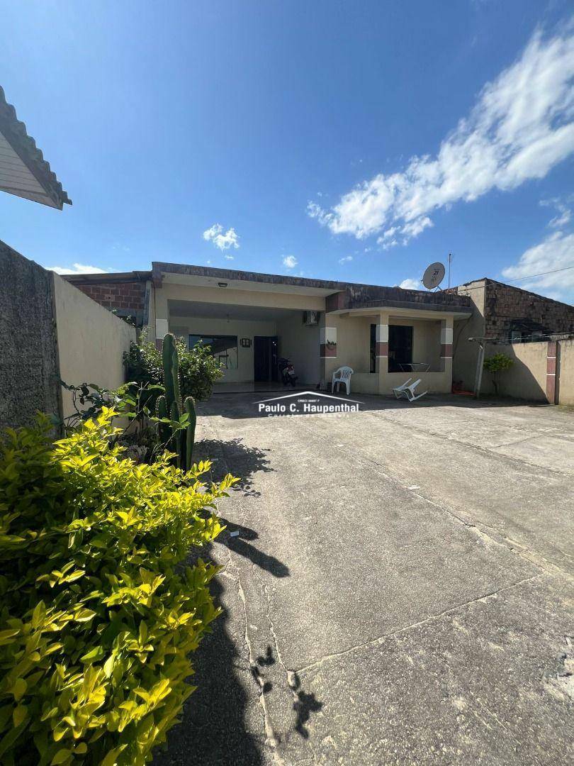 Casa, 4 quartos, 145 m² - Foto 1